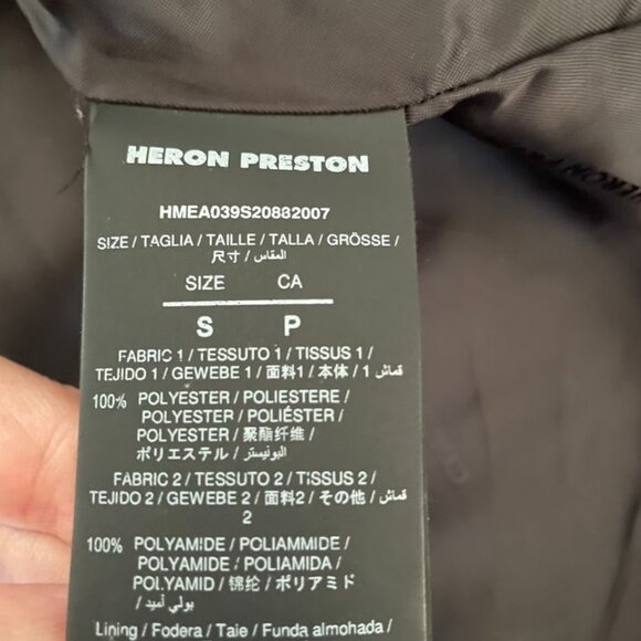 Runway S/S 2020: Heron Preston Utility Zip-Up Jacket - Picture 7 of 8